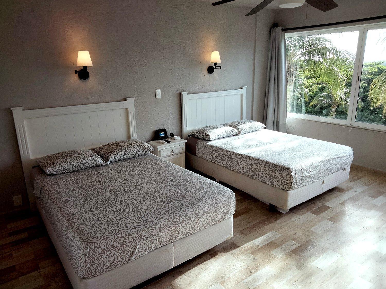 Brisas Sealight Apartment Cancun Bagian luar foto
